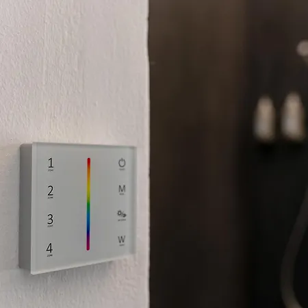 Arya Nobile Dimora בית הארחה קרוביניו